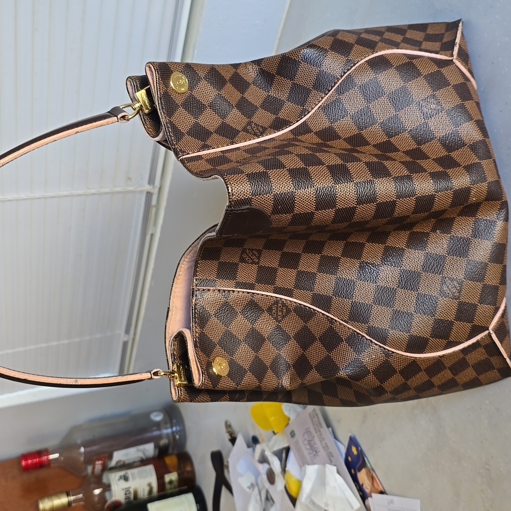 Louis Vuitton Caissa Hobo